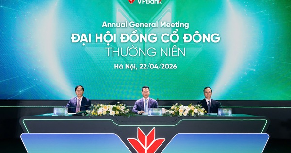 Chủ tịch VPBank Ngô Chí Dũng: 