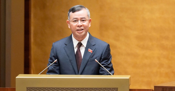 Quốc hội chốt bỏ ngưỡng chịu thuế 500 triệu đồng với hộ kinh doanh