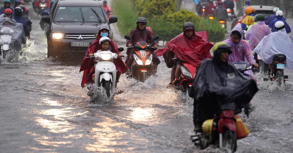 Dự báo thời tiết 26/4: Không khí lạnh dị thường tràn xuống, miền Bắc mưa dông kéo dài đến bao giờ?