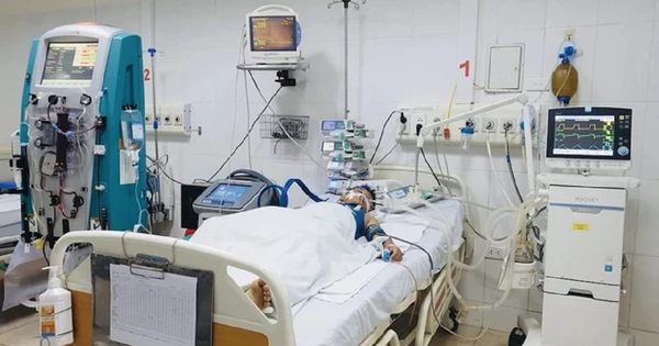 Đang ngồi học, bé 11 tuổi bất ngờ đổ gục ngừng tim
