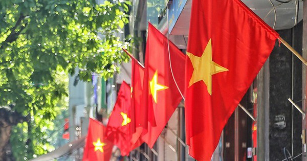 Bộ Nội vụ: Không có chủ trương hoán đổi để nghỉ 9 ngày dịp Giỗ Tổ, 30/4 - 1/5