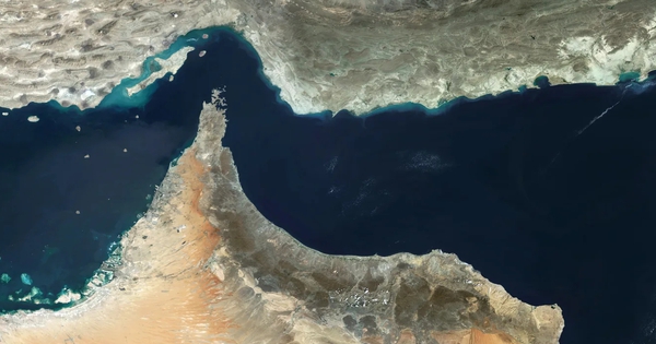 Giá dầu giảm trong bối cảnh đang thảo luận về thỏa thuận ngừng bắn giữa Mỹ và Iran