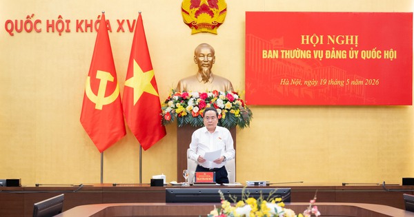 Ban Thường vụ Đảng ủy Quốc hội xem xét, cho ý kiến về công tác cán bộ