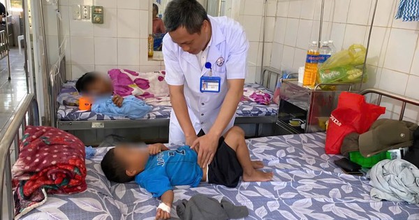 Quảng Trị: Bệnh nhân nghi ngộ độc sau ăn bánh mì tiếp tục tăng