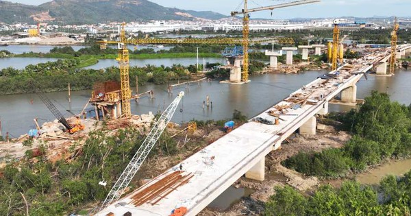 Quảng Ninh: Tăng tốc đầu tư công, tạo đà tăng trưởng