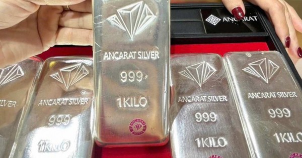 Giá bạc hôm nay (26/5): Biến động mạnh, nhà đầu tư bắt đáy