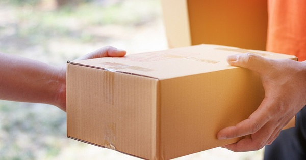 Cảnh báo thủ đoạn giả nhân viên giao hàng, dàn dựng tình huống để lừa đảo