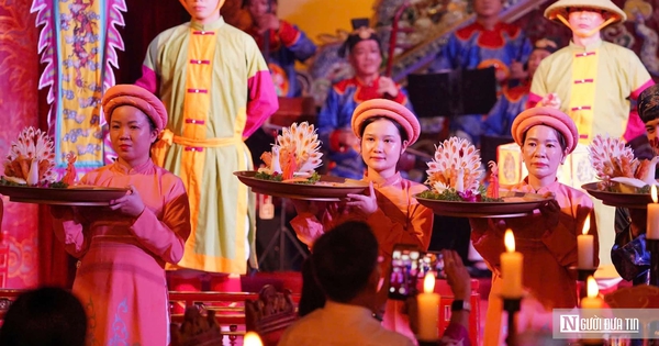 Từ cung đình đến dân gian: Hành trình tạo nên bản sắc ẩm thực Huế