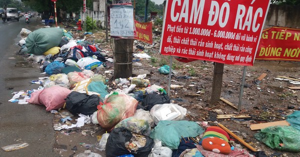 Khu vực cấm đổ rác lại trở thành bãi rác