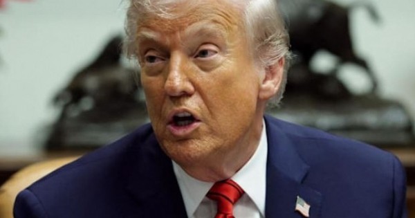 Tuyên bố bất ngờ của ông Trump về khả năng tấn công Venezuela