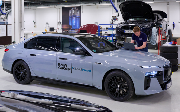 Tin tốt cho ngành xe điện khi hai “ông lớn” BMW và Samsung bắt tay nhau