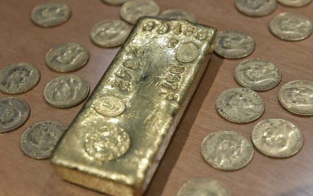 Người đàn ông đào được số vàng trị giá 20 tỷ đồng trong vườn