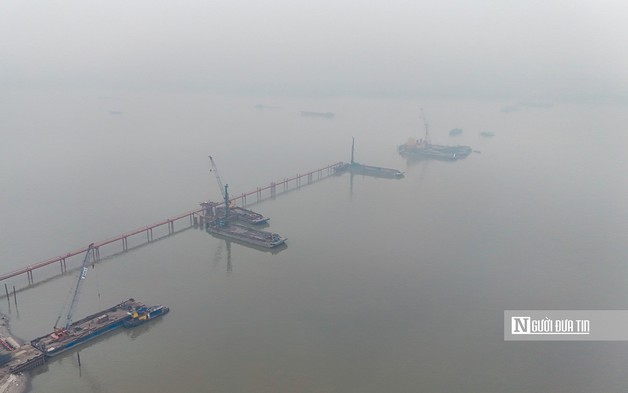 Hà Nội: Hình ảnh tiến độ thi công cầu vượt sông Hồng gần 10.000 tỷ