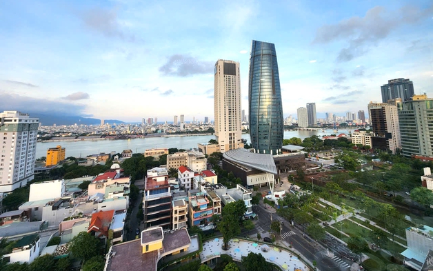 Thu kỷ lục sau 11 tháng, Đà Nẵng vẫn khó đạt tăng trưởng như kỳ vọng