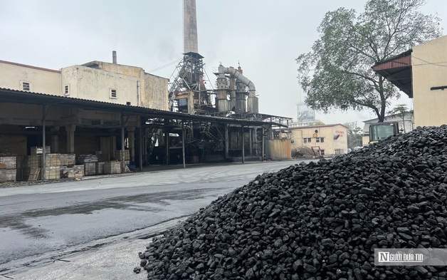 Phân lân Văn Điển đứng trước nguy cơ hủy niêm yết