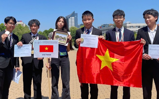 Học sinh Việt Nam đạt 4 huy chương Olympic Vật lý châu Âu