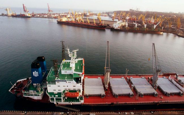 Hungary muốn giảm phụ thuộc vào dầu Nga, cảng Odessa được gọi tên