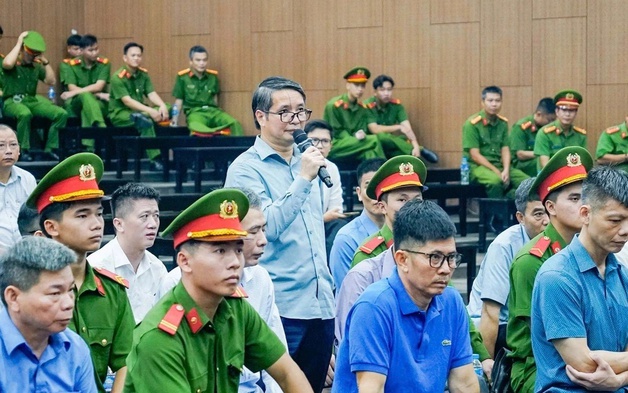 Cựu Phó Chủ nhiệm Văn phòng Quốc hội lĩnh án 5 năm 6 tháng tù