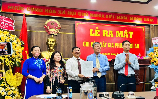 Tp.Hồ Chí Minh: Ra mắt Chi hội Luật gia phường Dĩ An