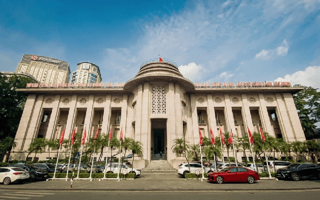 Chính phủ đốc thúc Ngân hàng Nhà nước xử lý các ngân hàng yếu kém