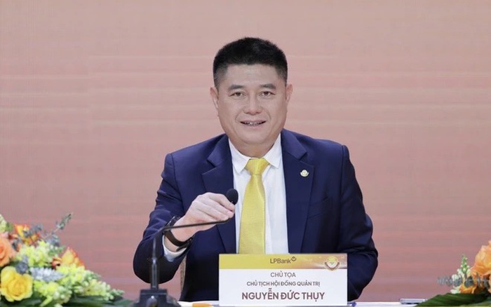 Chủ tịch LPBank Nguyễn Đức Thuỵ sắp nhận gần 180 tỷ đồng tiền cổ tức